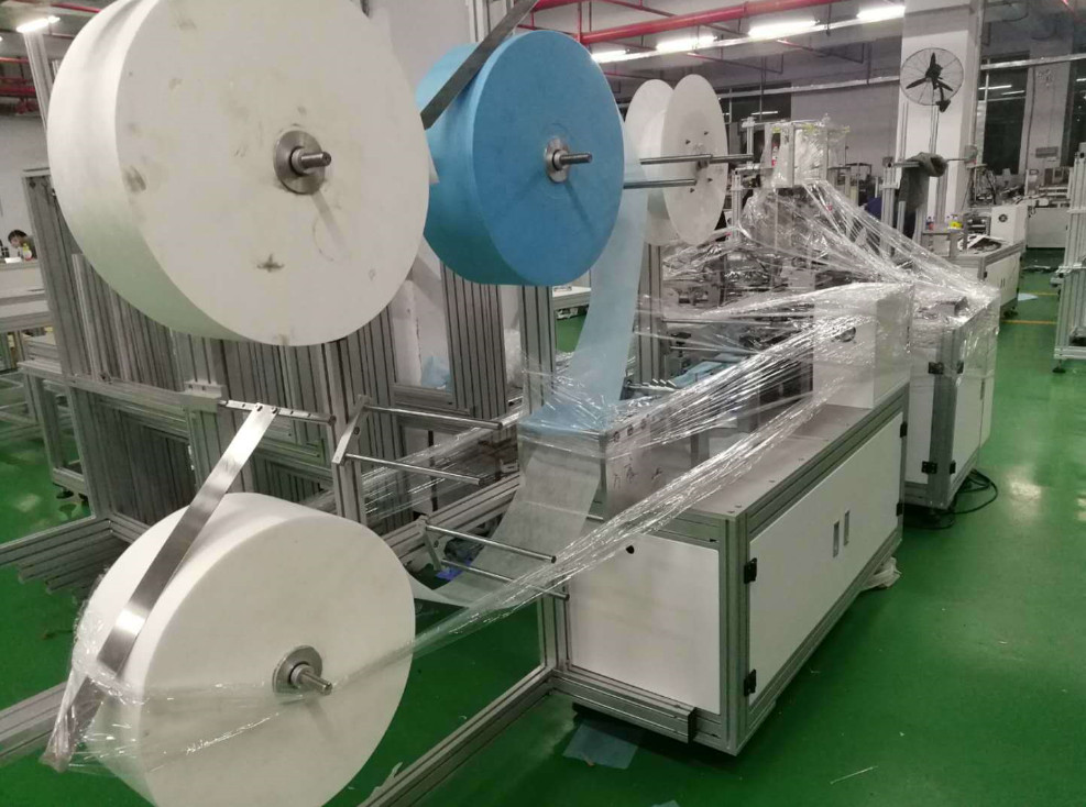 Automatic face mask production line KN95